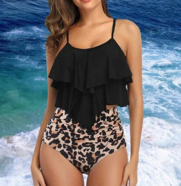 Stijlvolle dames tankini zwemset Neriah, flatterend en comfortabel, perfect voor strand en zwembad.