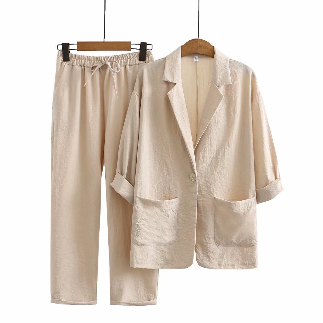 Zachte en comfortabele dames TaylorSet bestaande uit een elegant hemd en een relaxte broek.