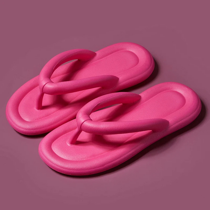 Nieuwe collectie dames teenslippers Luna, combineert elegantie met ultiem voetcomfort. Een must-have voor de zomer.
