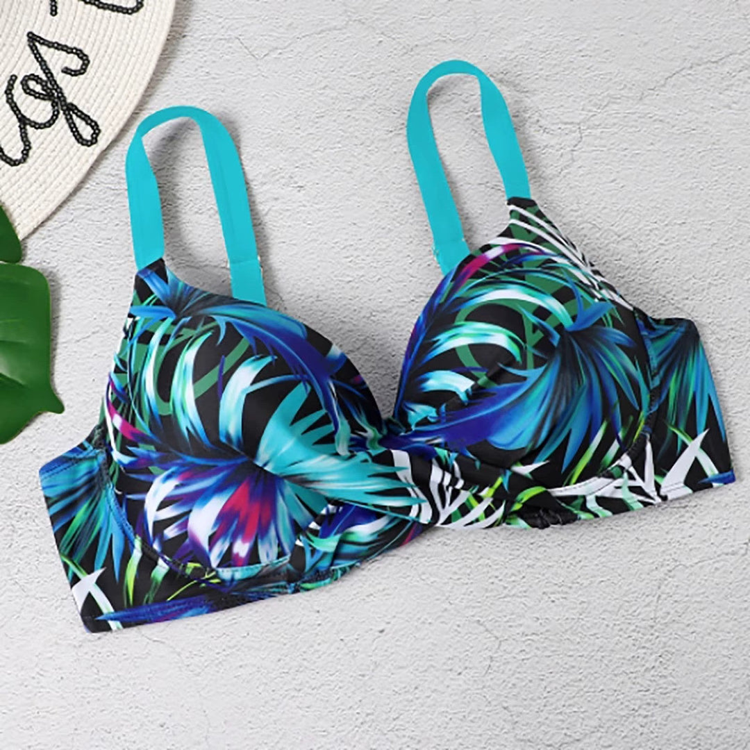 Dames badmode: Trendy bikiniset met hoge taille en gewatteerde top in turkoois voor strandplezier.