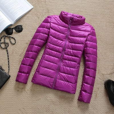 Dun en warm: dames winterjas met capuchon, modieus en comfortabel.