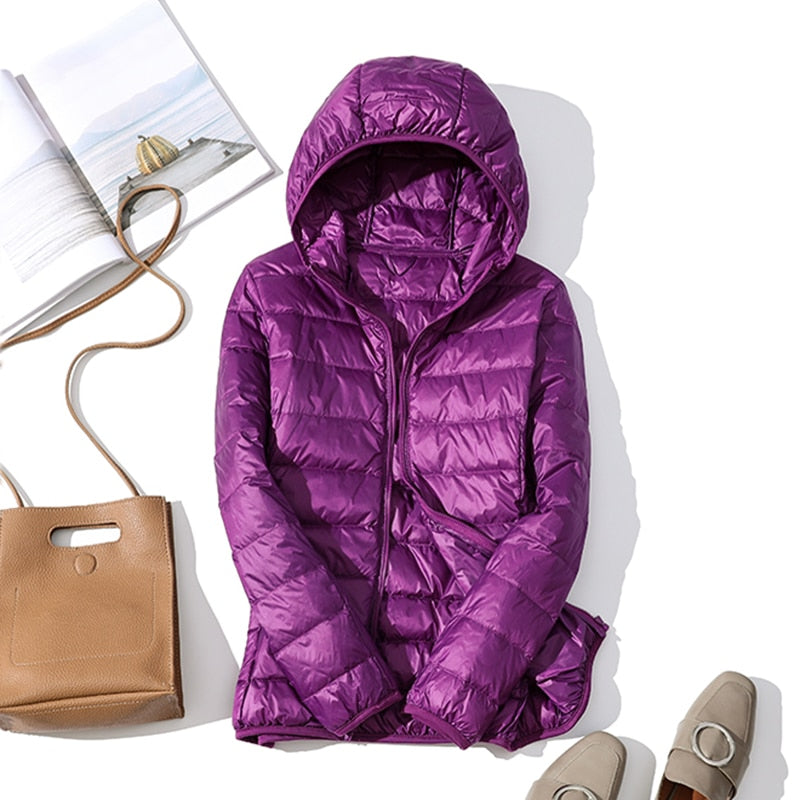 Ultralichte winterjas voor dames, dunne stof, modieus en functioneel.