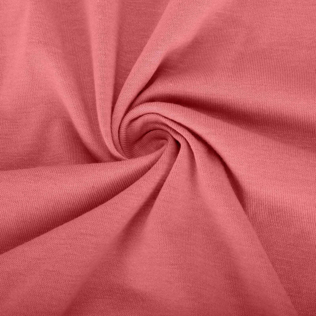 Modieuze dames midi jurk met V-hals en A-lijn silhouet. Geschikt als elegante feestjurk of zomerjurk.