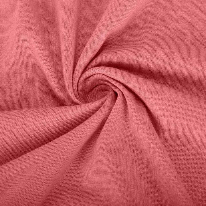 Modieuze dames midi jurk met V-hals en A-lijn silhouet. Geschikt als elegante feestjurk of zomerjurk.