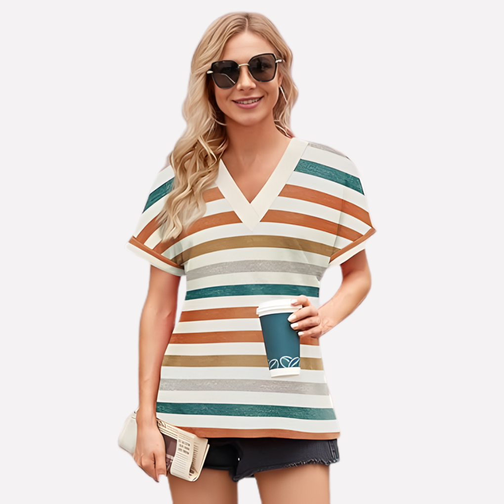 Vrouwen V-hals T-shirt met print design, korte mouwen en comfortabel voor een trendy look.