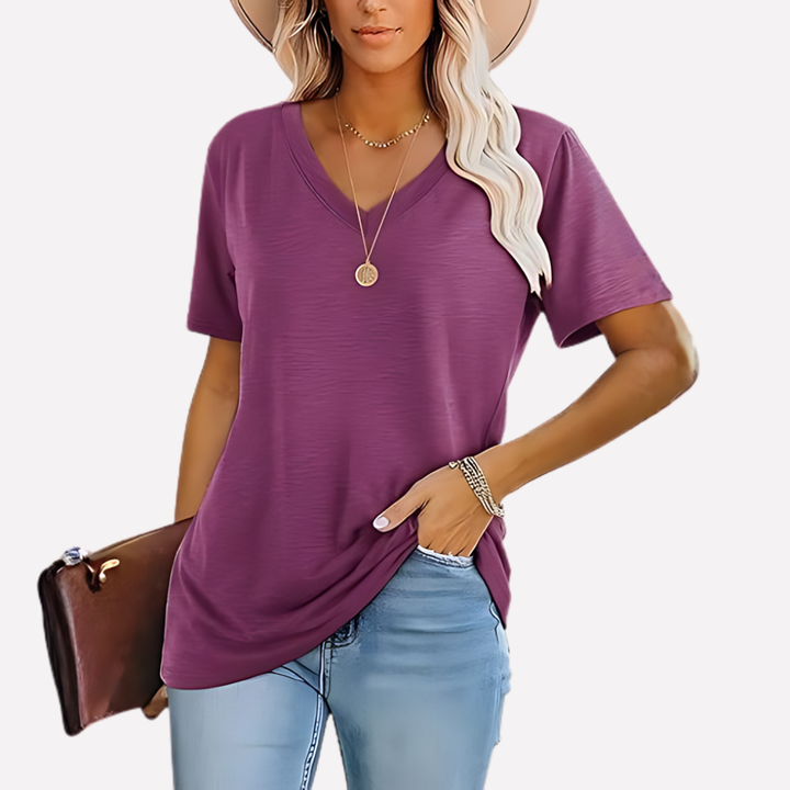 Veelzijdige dames V-hals top met korte mouwen. Perfect voor casual zomerse dagen, comfort gegarandeerd.