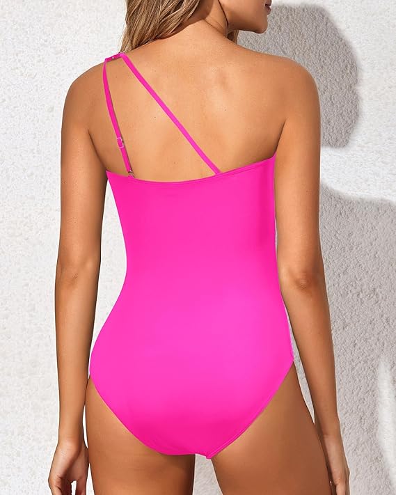 Trendy vormgevend badpak, één-schouder model, perfect voor de moderne vrouw in de zomer.