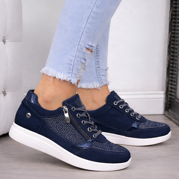Stijlvolle dames wandelschoenen met zijrits, comfortabel en veelzijdig voor elke dag, biedt goede voetondersteuning.