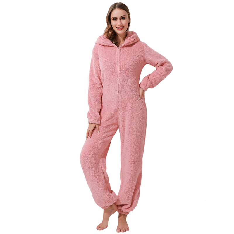Warme dames jumpsuit, pluche winter pyjama met lange mouwen voor ontspannen momenten thuis.