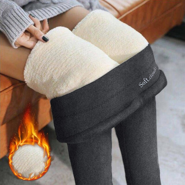 Dames winterkleding: warme pluchebroek met comfortabele pasvorm voor elke dag.