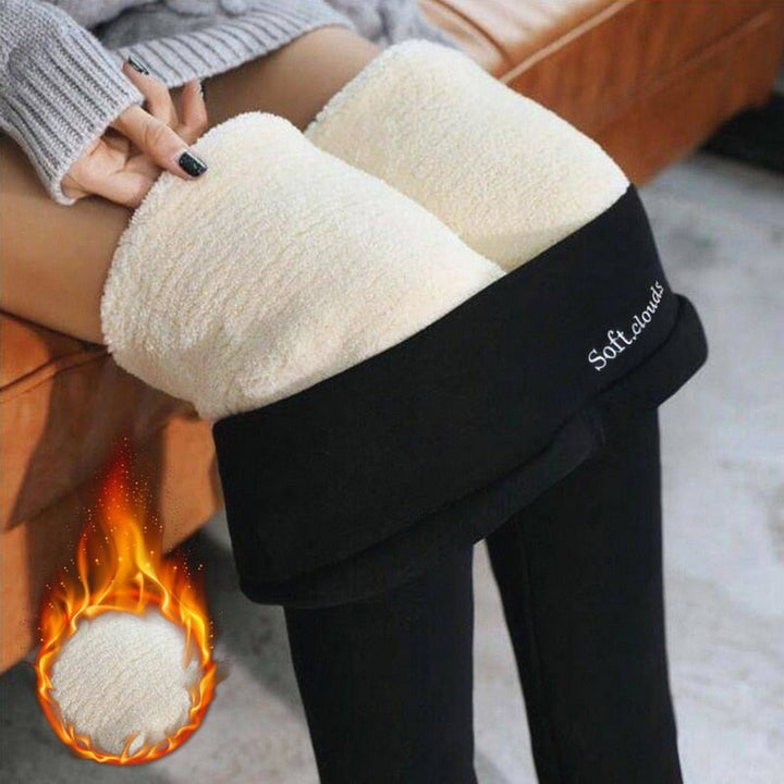 Comfortabele pluche loungewear voor dames, stijlvol, heerlijk warm en zacht.