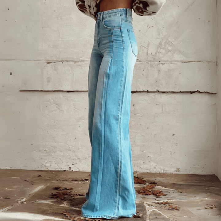 Vrouwen high-waist wijde pijpen jeans met opvallende print. Perfect voor een relaxte en modieuze look.