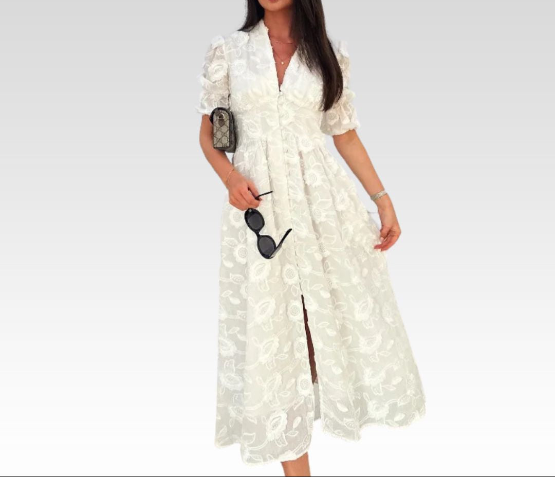 Dames witte zomerjurk Eleni, luchtig en elegant met A-lijn pasvorm voor warme dagen of een stijlvolle look.