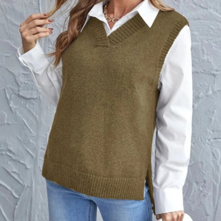 Stijlvolle mouwloze spencer voor dames, zacht gebreid en met V-hals. Een mode must-have voor elke dag.