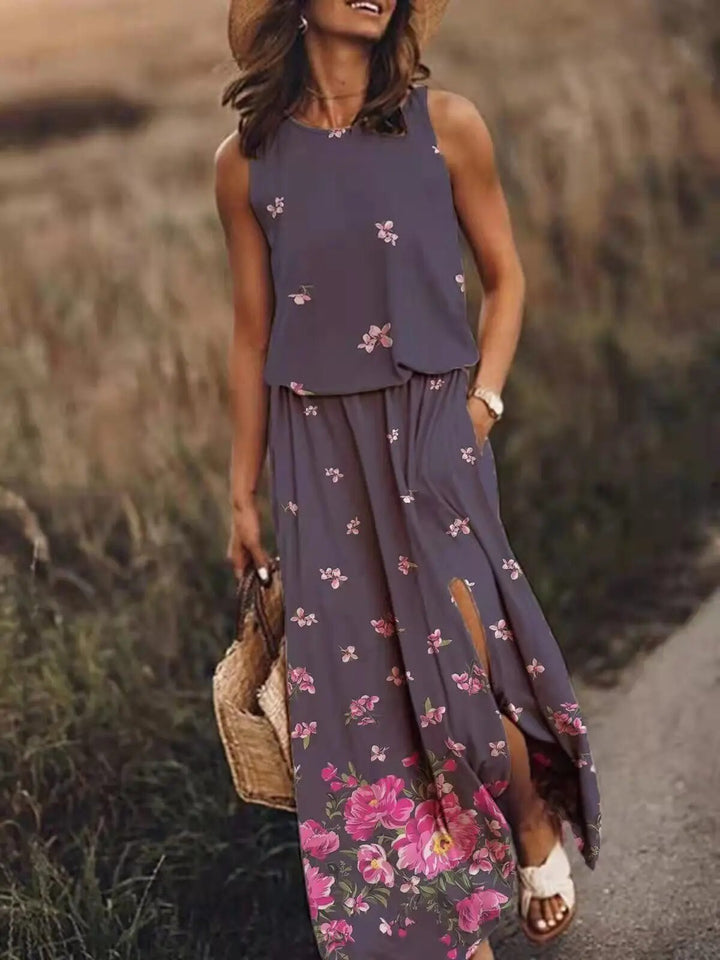 Mouwloze Amara zomer maxi-jurk voor dames met een unieke snit en vloeiende, vrouwelijke pasvorm.