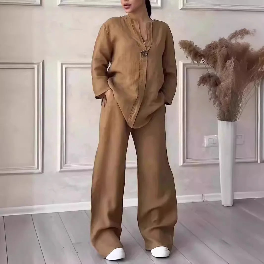 Vrouwen mode: Melina zomer set. Luchtige linnen blouse en wijde broek, perfect voor een stijlvolle dagelijkse look.