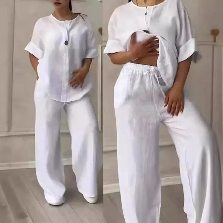 Gedetailleerd shot van de linnen stof en wijde pasvorm van de Melina zomer set, voor optimaal comfort.