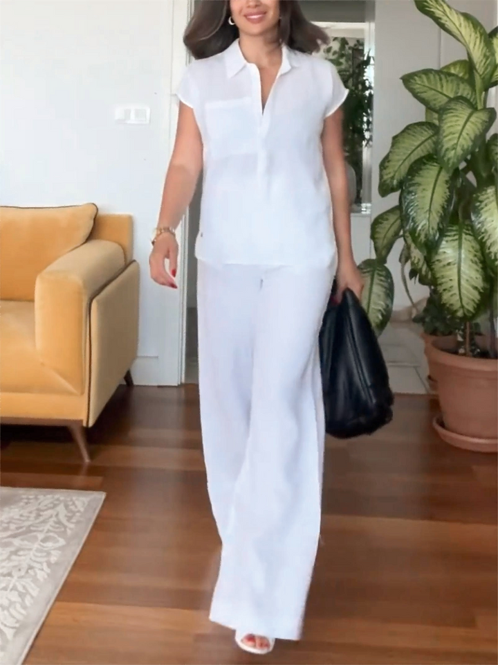 Dames zomer tweedelige set Romée. Comfortabele casual outfit met korte mouwen top en broek met wijde pijpen voor warme dagen.
