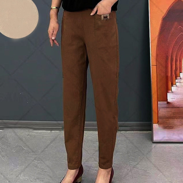 Casual dames zomerbroek Linnea, rechte pasvorm, comfortabele elastische band. Stijlvolle en relaxte dameskleding.