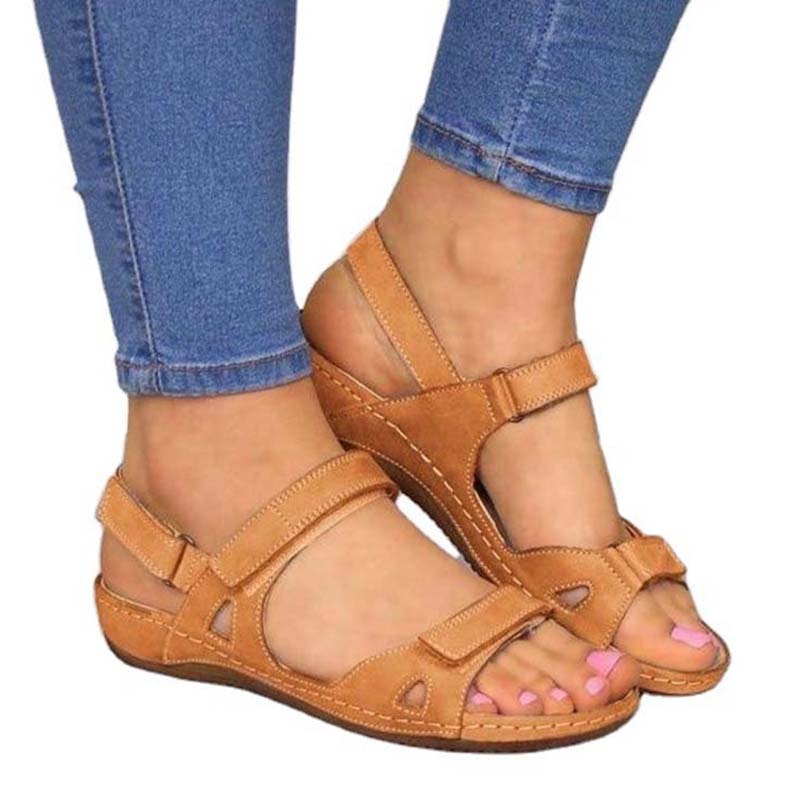 Stijlvolle dames zomersandalen, perfect voor elke outfit. Comfortabele schoenen voor een zorgeloze zomer.