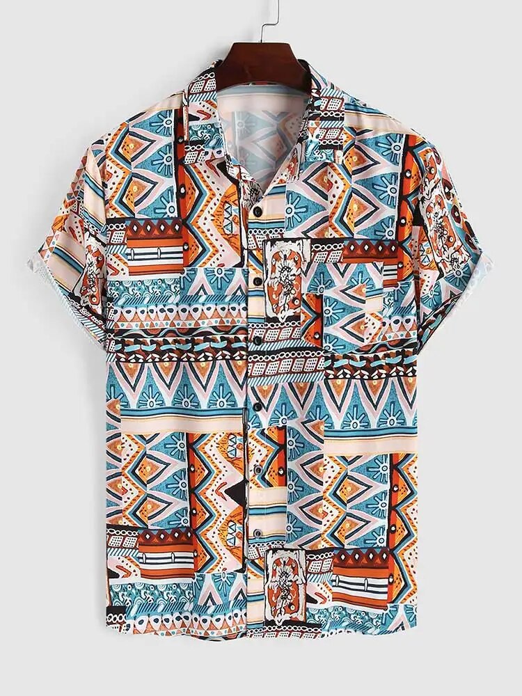 Casual dames zomershirt Nova met borstzak en opvallende etnische print. Een must-have voor de zomercollectie.