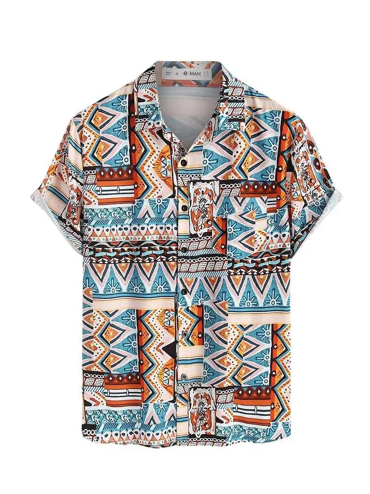 Stijlvol dames shirt met etnische print, korte mouwen en borstzak. Ideaal voor een ontspannen zomerse look.