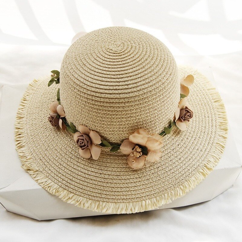 Zonnehoed voor dames: FloweryHat™ met uniek bloemendessin, combineert comfort en stijl.