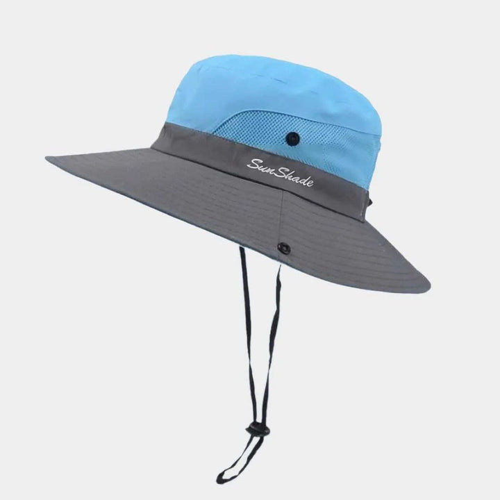 Elegante dames zomerhoed met brede rand, beschermt tegen UV-stralen. Ademend en comfortabel voor elk uitje.