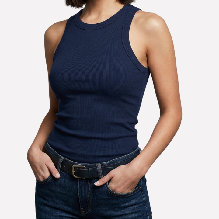 Basic dames mouwloze top met hoge hals, racerback en slim fit, een must-have voor elke garderobe.