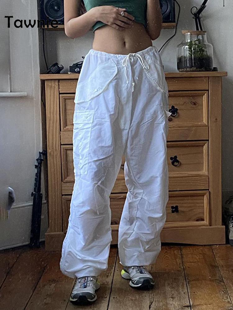 Damesbroek met wijde pijpen, trendy en comfortabel voor elke gelegenheid.