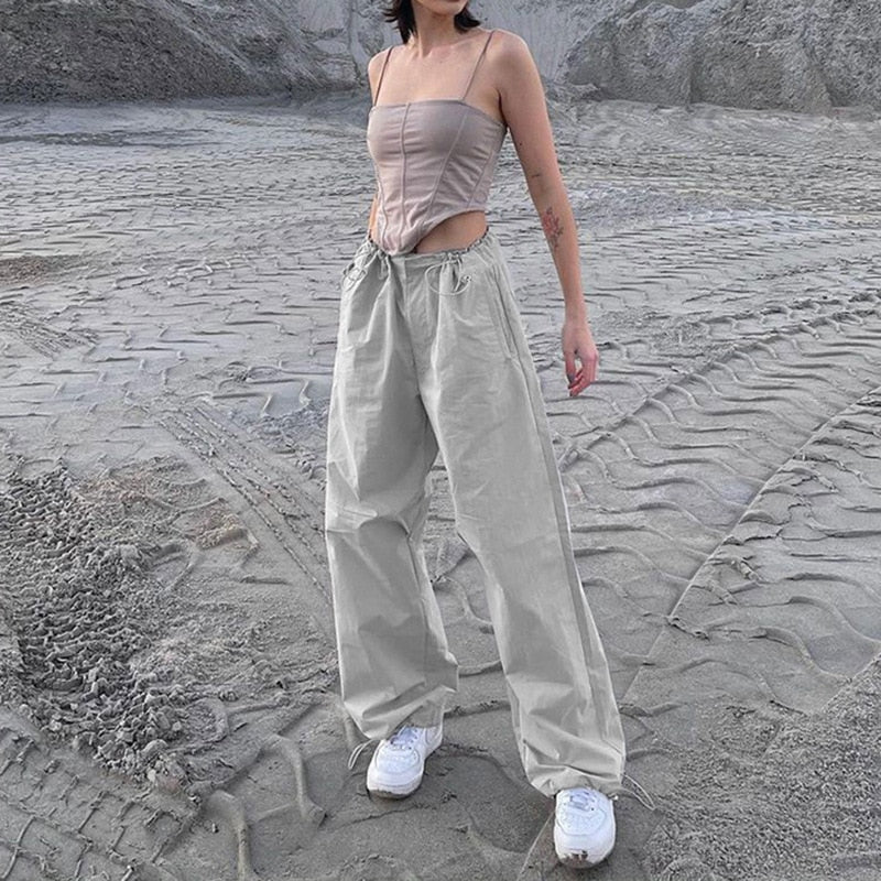 Elegante damesbroek met wijde pijpen, veelzijdig voor zowel casual als chique.
