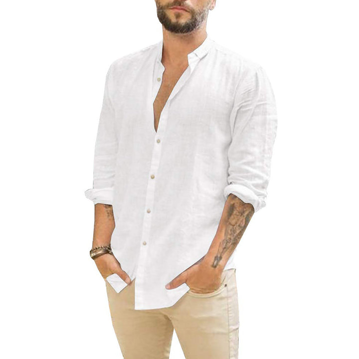 Modern effen heren overhemd 'Damian' met lange mouwen, toont slanke pasvorm voor stijlvolle mannenmode.