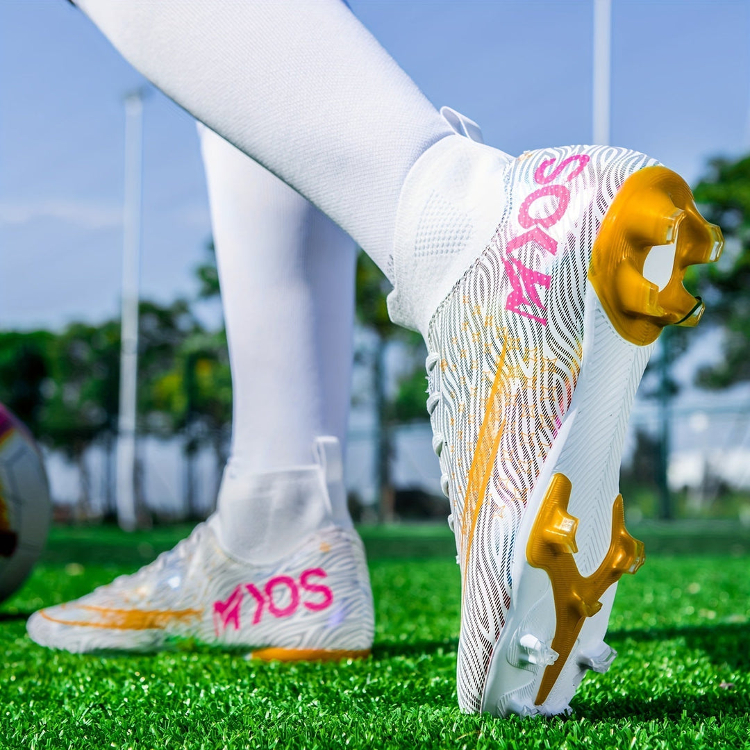 Modern ontworpen Dario heren sportschoenen, bieden grip en enkelondersteuning voor topprestaties op het veld.
