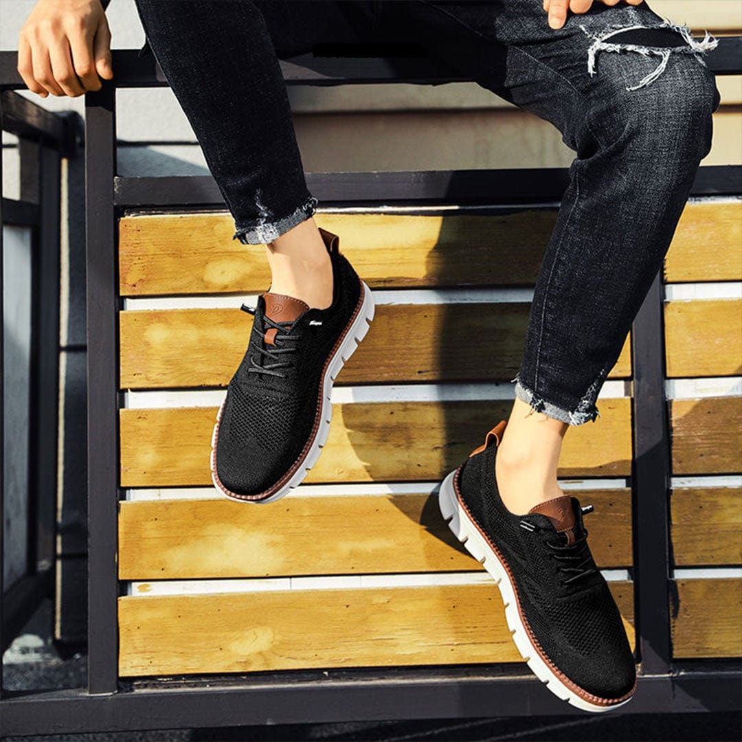 Zwarte herensneakers, comfortabele veterschoenen met een stijlvolle en moderne uitstraling.