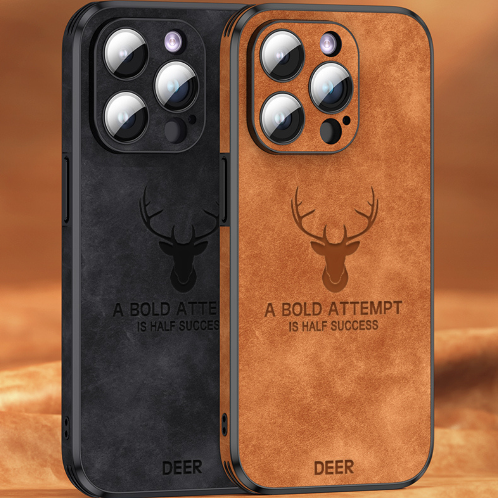 Warme bruine tint leren iPhone hoes, handgemaakt voor een perfecte fit.