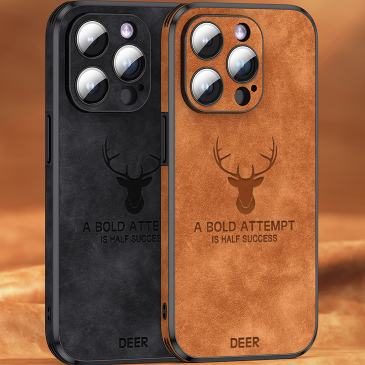Warme bruine tint leren iPhone hoes, handgemaakt voor een perfecte fit.