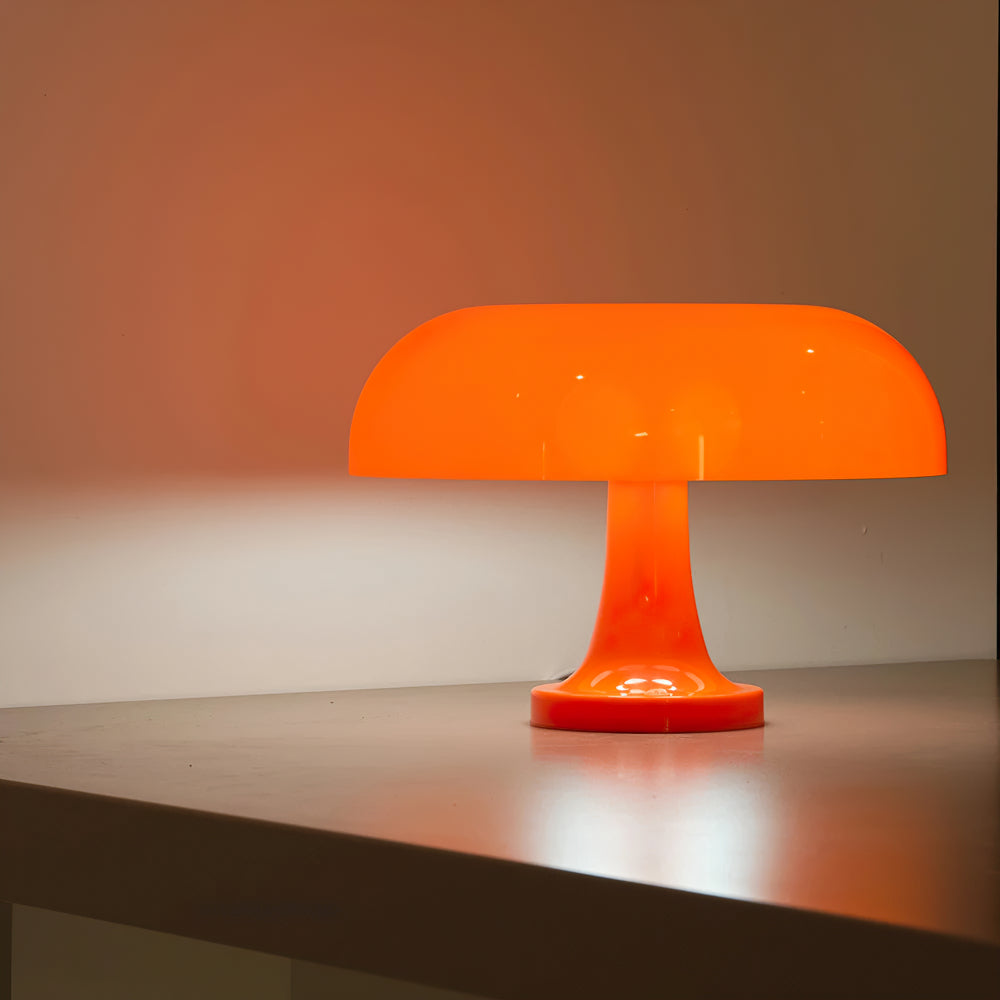 Veelzijdige Bauhaus tafellamp, dimbaar met USB, voor stijlvolle en functionele verlichting.