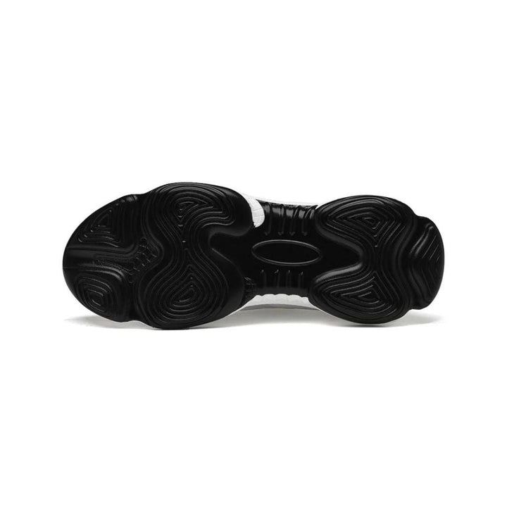 Veelzijdige witte verhogende herensneakers, geschikt voor diverse gelegenheden en zorgen voor een langer silhouet.