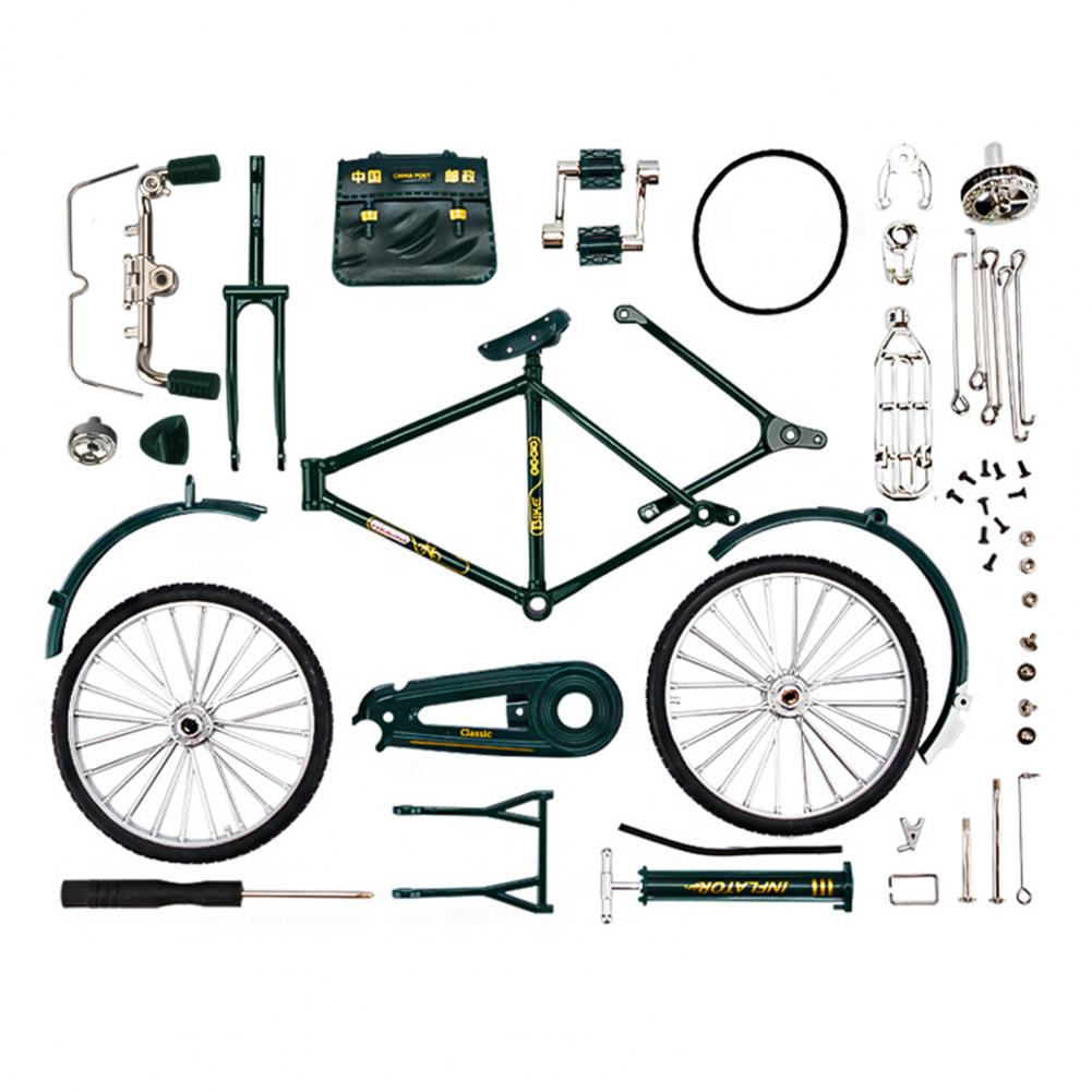 Gedetailleerd, afgewerkt ClassiCycle fietsmodel. Een uniek stuk constructiespeelgoed en nostalgisch decoratie item.