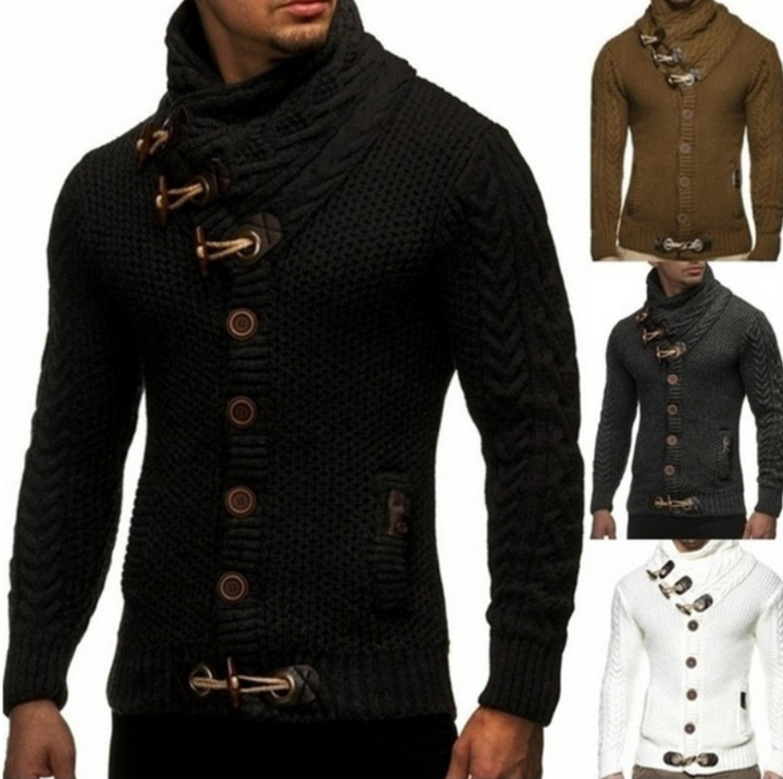 Donkergrijs mannen turtleneck vest met knoopdetail, comfortabel en stijlvol voor heren winterkleding.