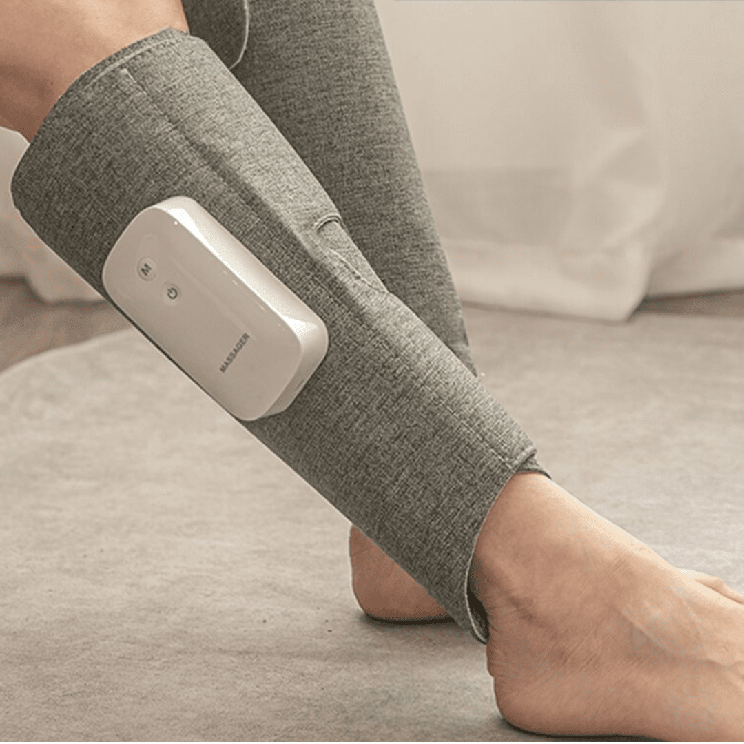 Draadloos beenmassageapparaat met luchtcompressie voor effectieve pijnverlichting en ontspanning van vermoeide benen.