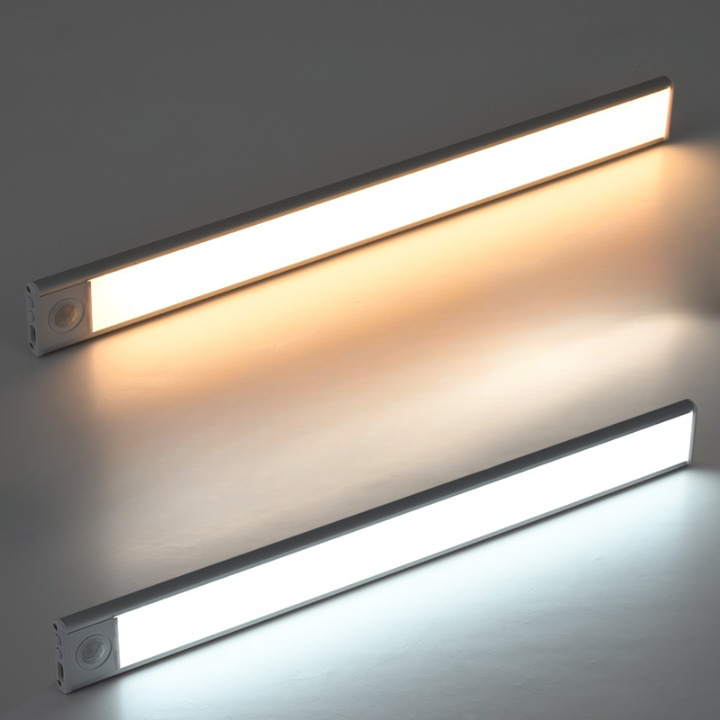 Praktische draadloze keukenverlichting, GlowMotion met slimme sensor.
