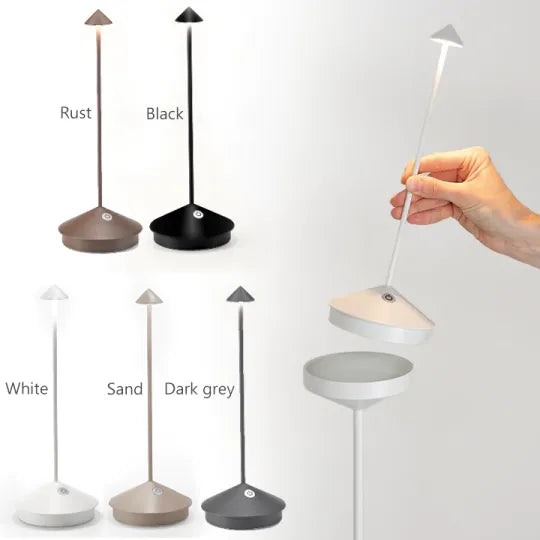 Dimbare ClarityGlow LED lamp, draadloos gemak voor binnen- en buitenontspanning.