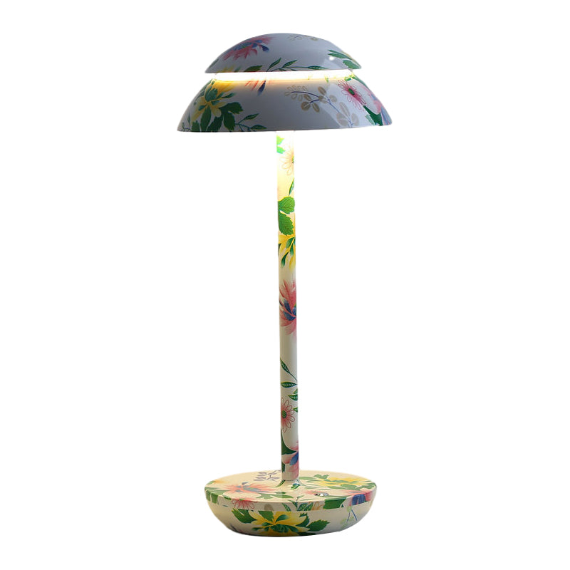 GlowBeam: de veelzijdige draadloze oplaadbare LED tafellamp voor sfeer.