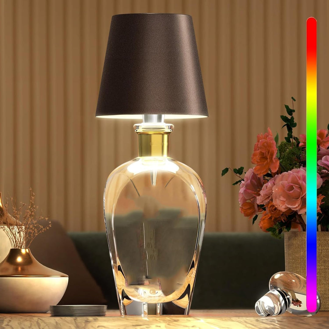 Sfeervolle draadloze LED fleslamp voor eettafel of bar, dimbaar via touch, creëert gezellige ambiance.