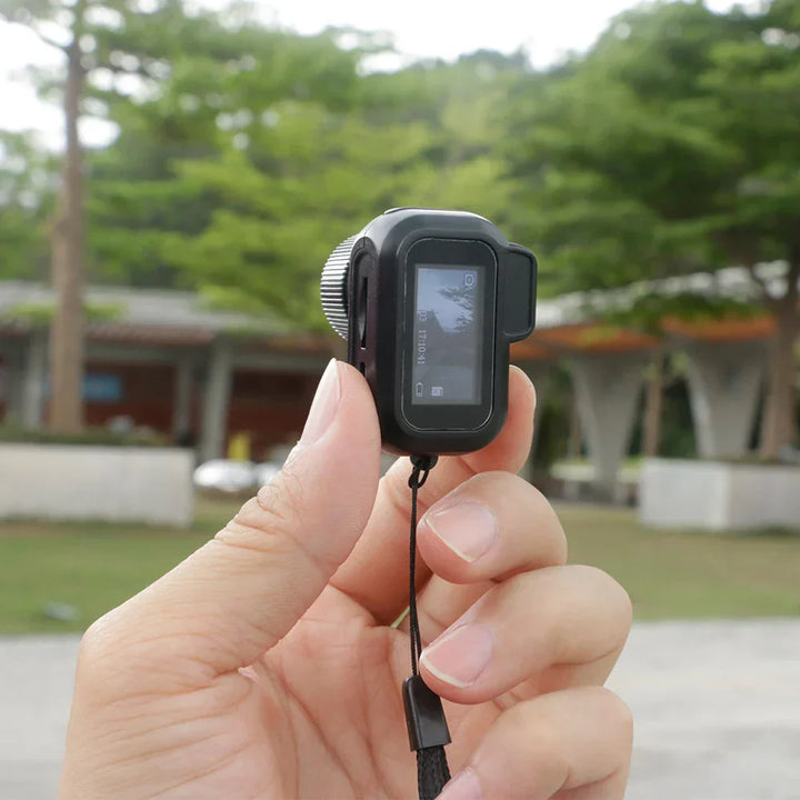 Handzame mini camera; draagbaar gadget voor HD opnames tijdens reizen. Maak overal scherpe foto's en video's.