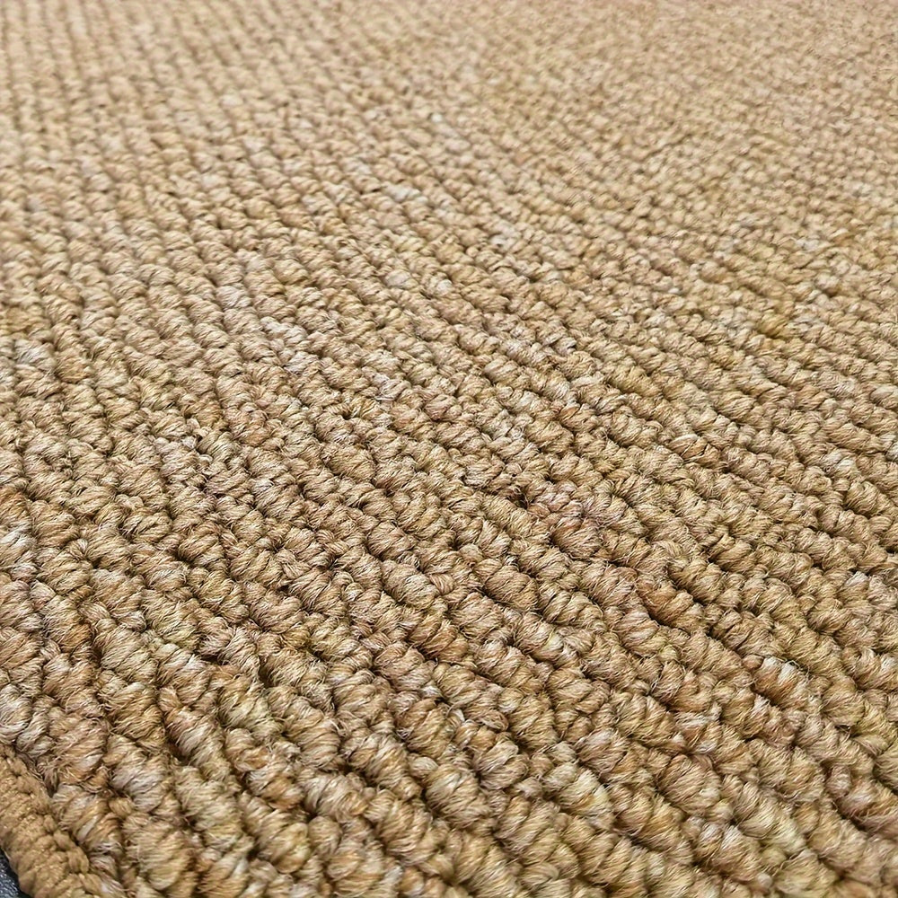 Slijtvaste buitenmat, duurzaam en absorberend; antislip voor veilige entree.