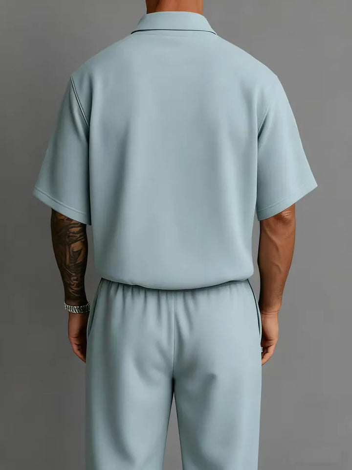 Stijlvol smart casual herenpak met korte mouwen en pantalon met rechte pijpen