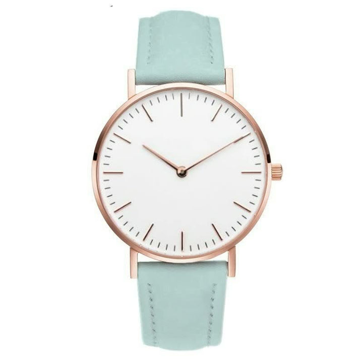 Stijlvol CrystalWatch™ dameshorloge met glinsterende kristallen en metalen band.
