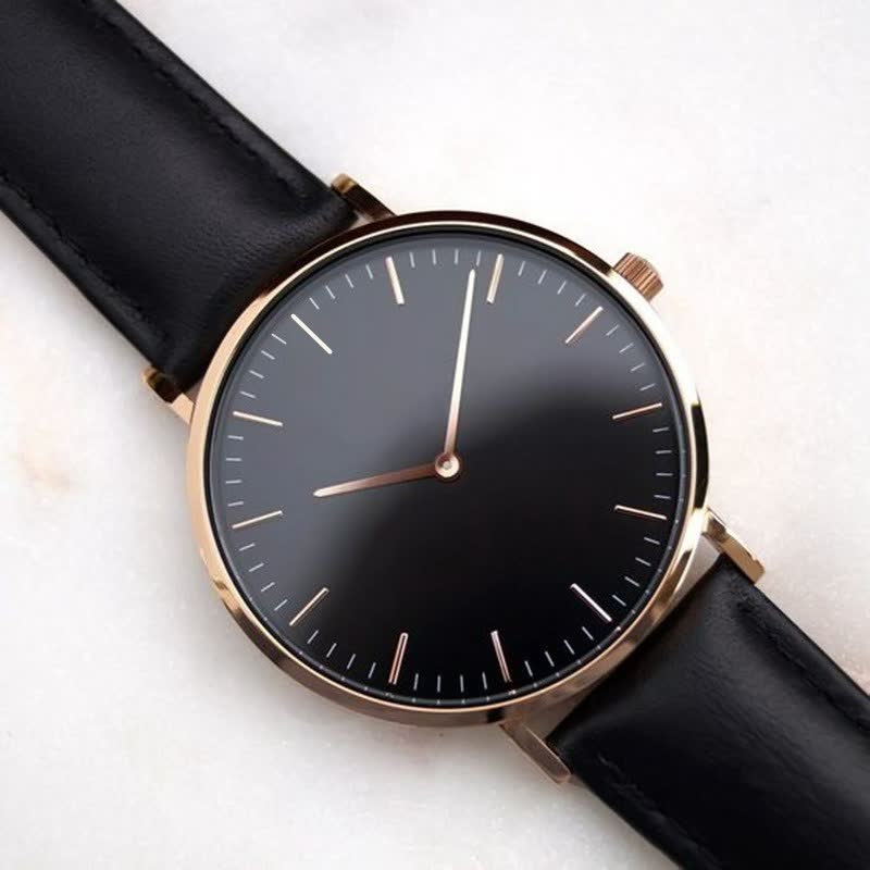 Veelzijdig CrystalWatch™ dameshorloge, perfect voor dagelijkse mode en speciale gelegenheden.